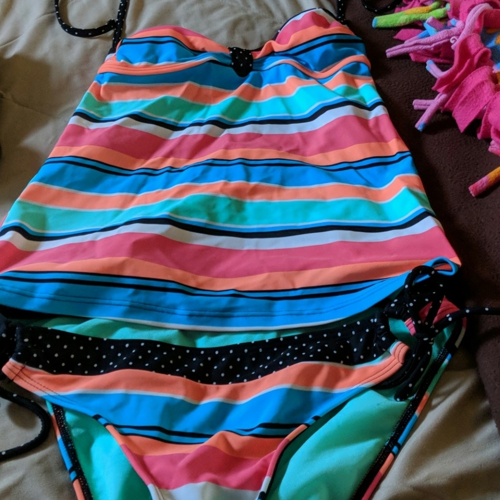 Swim suit